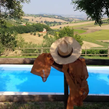 Locazione Turistica Gemma Di Sant'elena.1 * Morro dʼAlba
